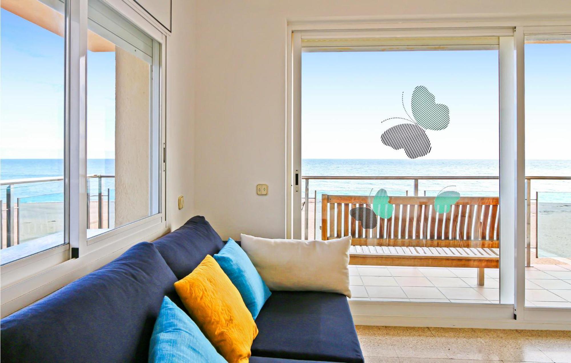 Awesome Apartment In Santa Susanna With Kitchen Buitenkant foto